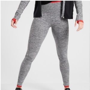 ATHLETA GREY WITH RED TRIM LEGGINGS❤️ Size: XS